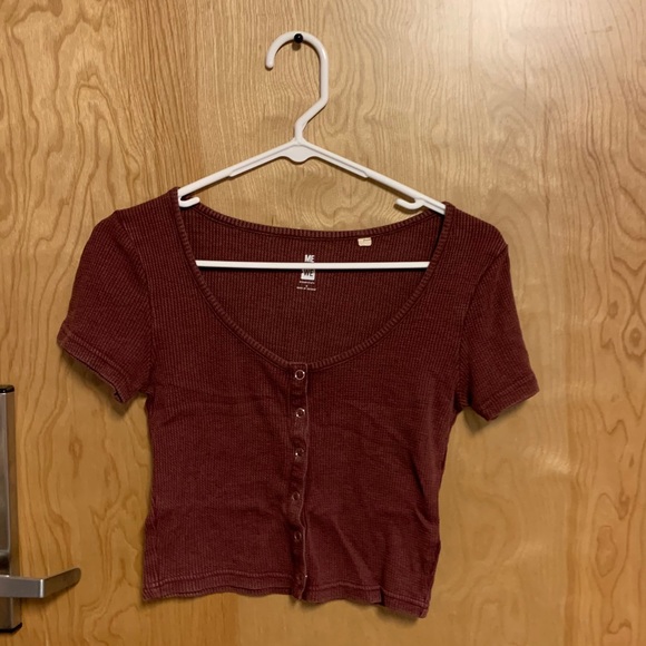 Crop top - Picture 1 of 3